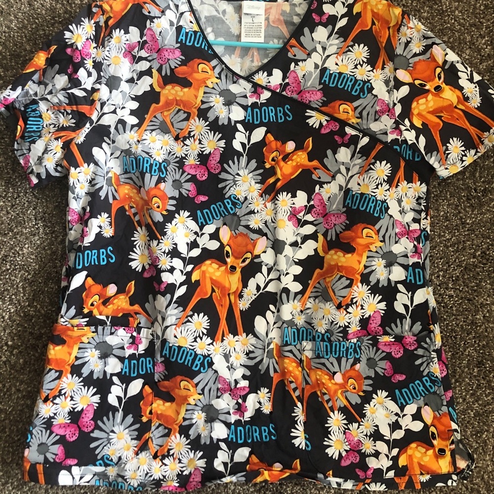 Pediatric scrub top